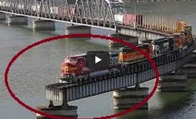 Εικόνες απόλυτης καταστροφής: Δυστυχήματα με τρένα που κόβουν την ανάσα (βίντεο)